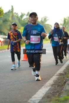 Runner Photo 4756703