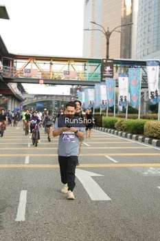 Runner Photo 4756841