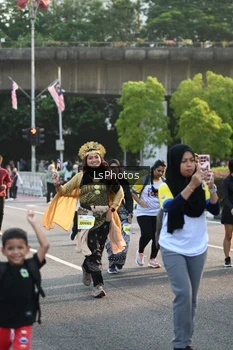 Runner Photo 4756842