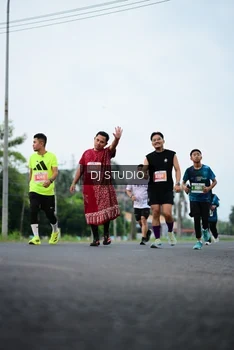 Runner Photo 4756862