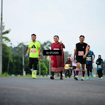 Runner Photo 4756873