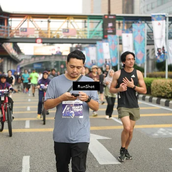 Runner Photo 4757030