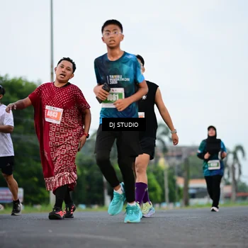 Runner Photo 4757062