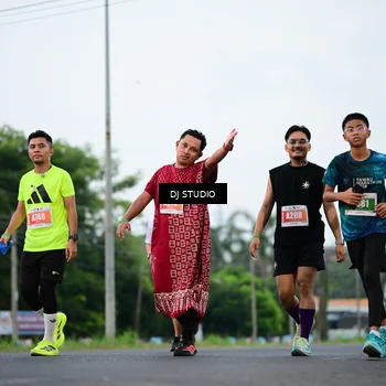 Runner Photo 4757132