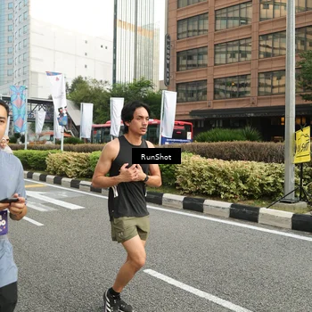 Runner Photo 4757142