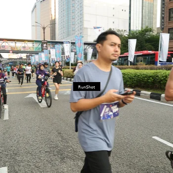 Runner Photo 4757213