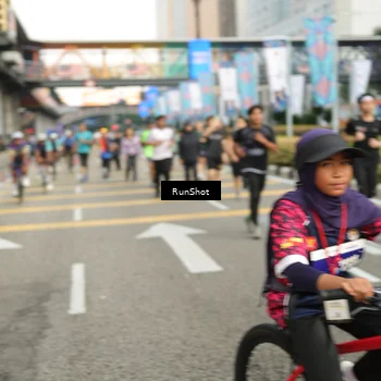 Runner Photo 4757302
