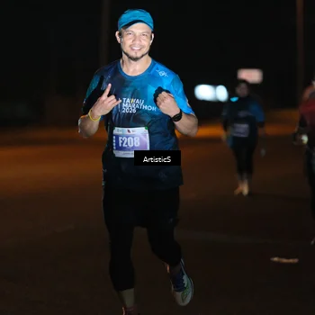 Runner Photo 4757311