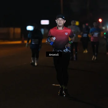 Runner Photo 4757338