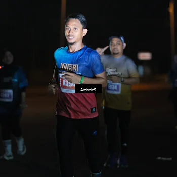 Runner Photo 4757352