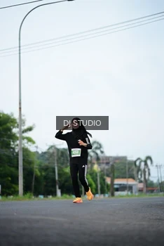 Runner Photo 4757431