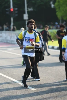Runner Photo 4757518