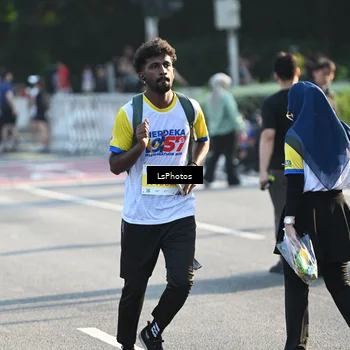 Runner Photo 4757523