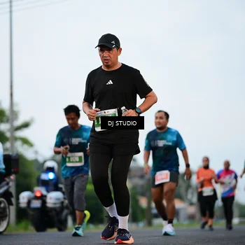Runner Photo 4757577