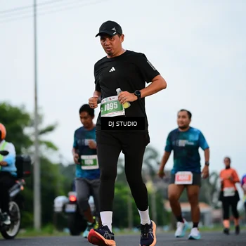Runner Photo 4757656