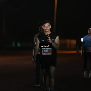 Runner Photo 4757695