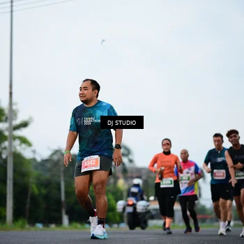 Runner Photo 4757774