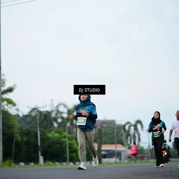 Runner Photo 4758168