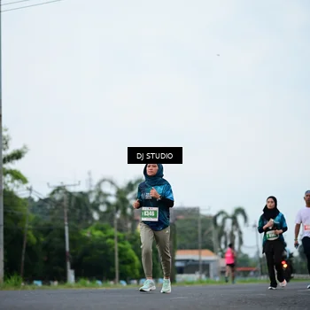 Runner Photo 4758275