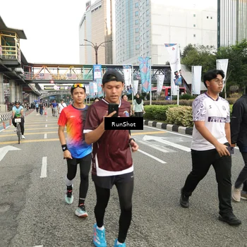 Runner Photo 4758293