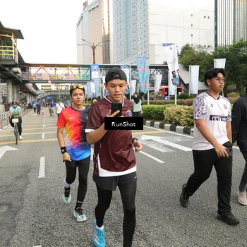 Runner Photo 4758294