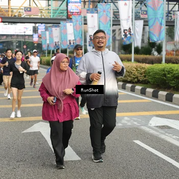 Runner Photo 4758394