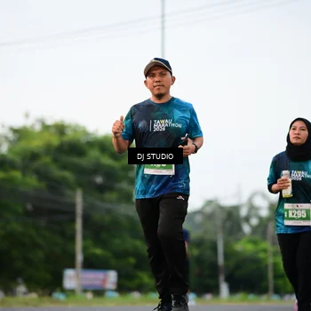 Runner Photo 4758419