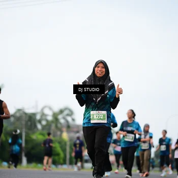 Runner Photo 4758479