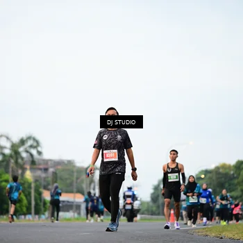 Runner Photo 4758699