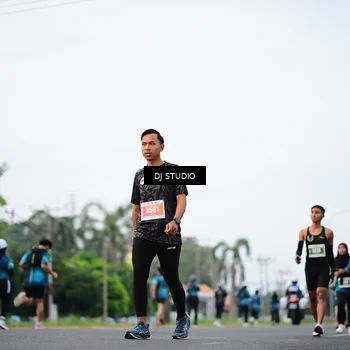 Runner Photo 4758703