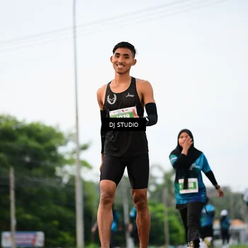 Runner Photo 4758713