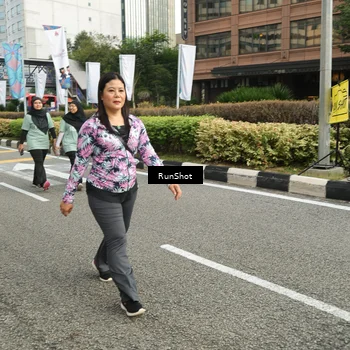 Runner Photo 4758717