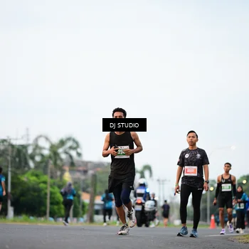 Runner Photo 4758732