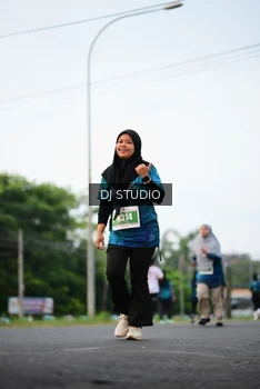 Runner Photo 4758753