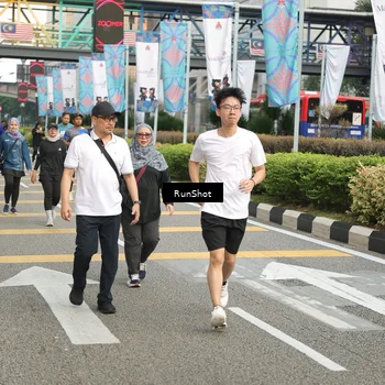 Runner Photo 4758960