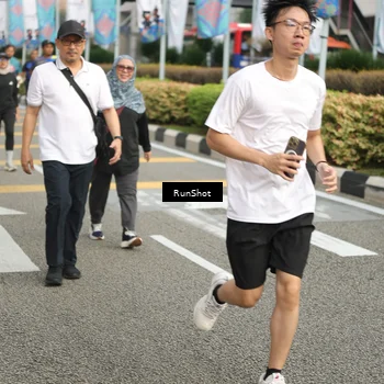 Runner Photo 4759043