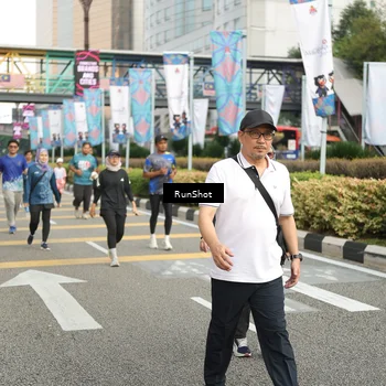 Runner Photo 4759144