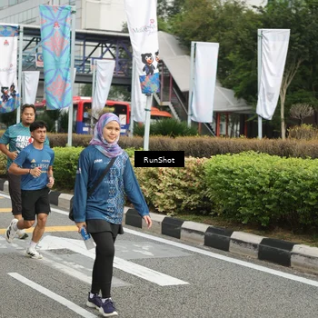 Runner Photo 4759335
