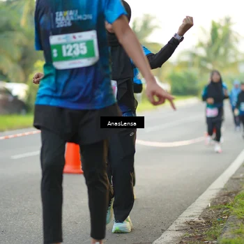Runner Photo 4759343