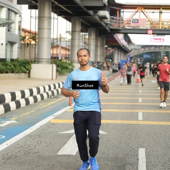 Runner Photo 4759717