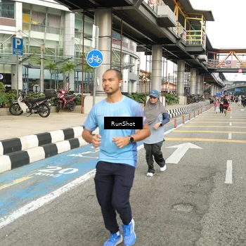 Runner Photo 4759873