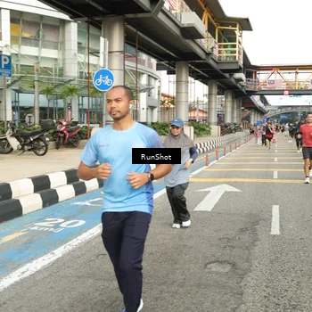 Runner Photo 4759876