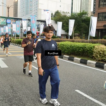 Runner Photo 4759911