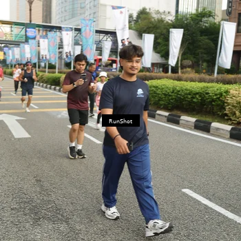 Runner Photo 4759914