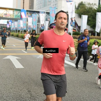 Runner Photo 4759987