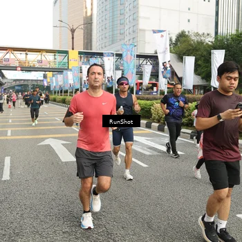 Runner Photo 4760006