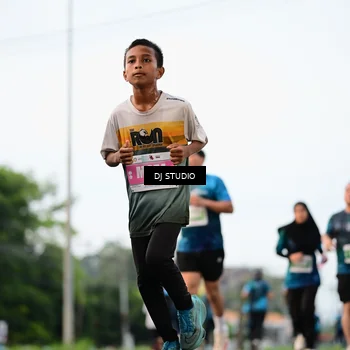 Runner Photo 4760012