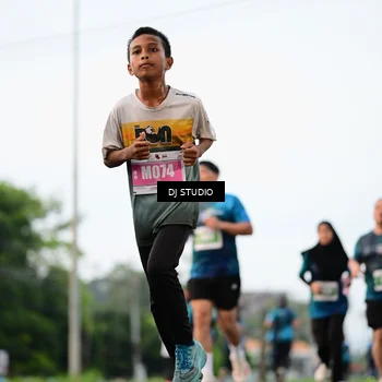 Runner Photo 4760019