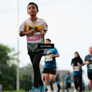 Runner Photo 4760023