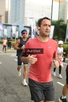 Runner Photo 4760028